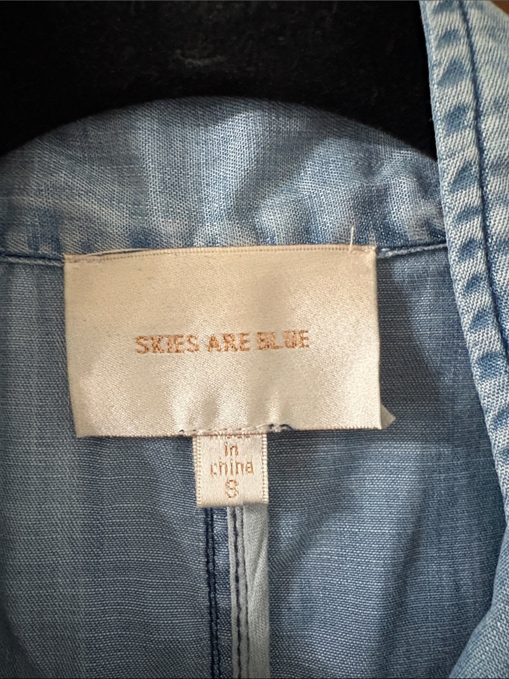 Skies Are Blue Light Wash Denim Sleeveless Cargo Utility Vest Distressing - Picture 3 of 15